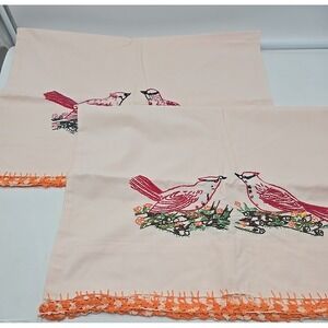 2 Vintage Pure Irish Linen Lace Birds Floral Granny core Embroidery Pillow Cases